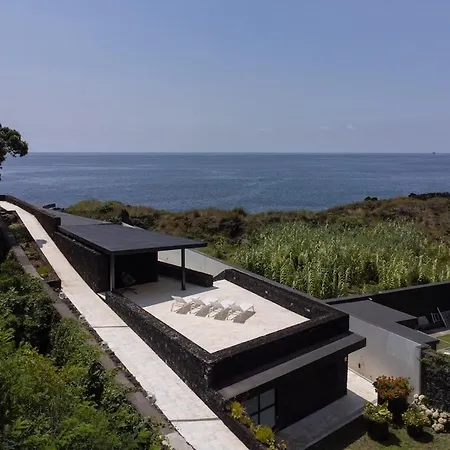 Oceanside Village 3 *